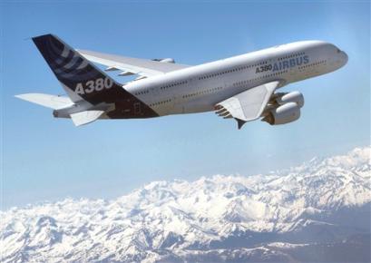 温家宝参观空中客车公司登上在建A380飞机考察