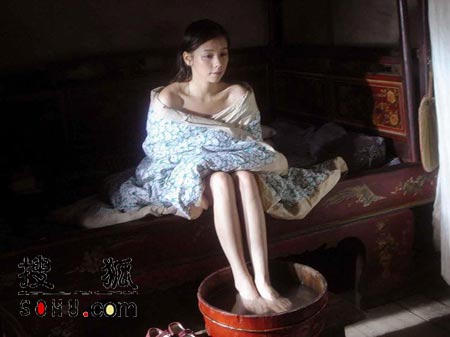 徐若瑄西藏患高山症 五天没洗澡创记录(组图)