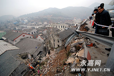 【永嘉】瓯北山背发生重大车祸一人死亡(图)