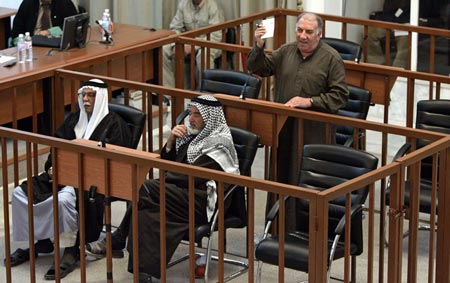 伊拉克法庭召开闭门审判萨达姆及其律师未出庭