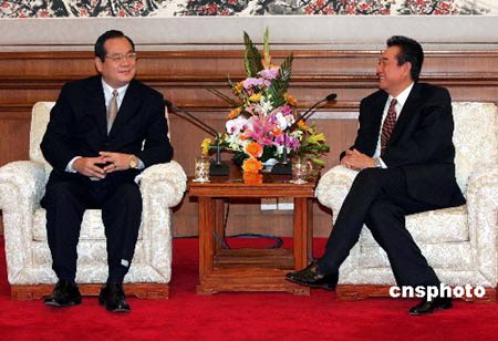 国台办称台当局推动“废统”严重破坏两岸关系