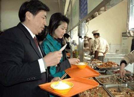 王小丫私人生活照曝光 (组图)__图说新闻