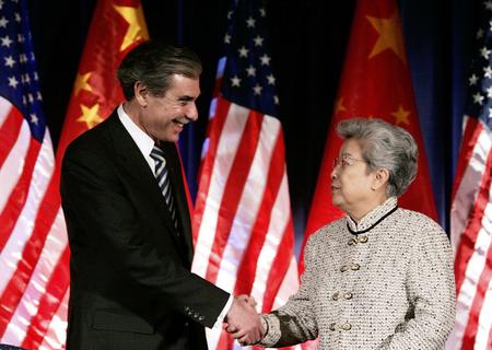 吴仪在美掀起经济外交旋风被称赞智慧令人尊重