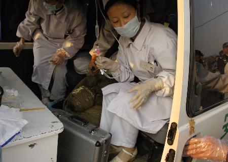 安徽安庆铁矿坍塌事故确认3人死亡(组图)