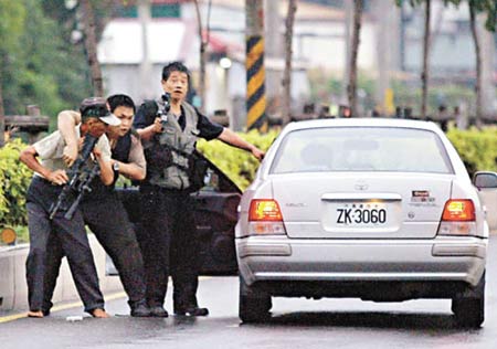 台头号悍匪张锡铭被判三个无期及55年徒刑