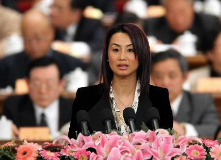 中国十大女富豪出炉 陈丽华55亿居首(组图)_女