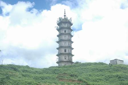 百年文明塔岌岌可危 抢救加固已刻不容缓[图]