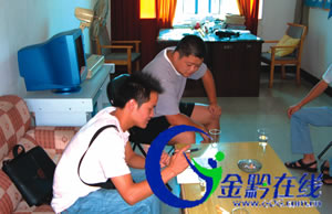 北科大毕业生重新读中专 称想掌握一门技术(图)