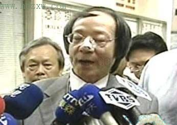 台湾挺扁政论家鼻梁被民进党元老打裂(图)