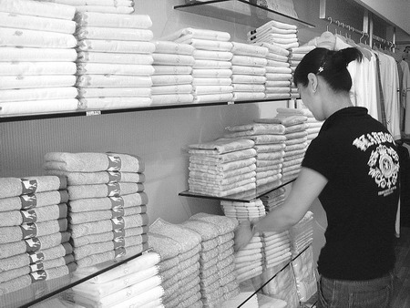 内衣专卖店加盟_中档内衣专卖店(3)