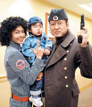 台湾著名演员孙兴被爆拥18岁辣妹 与妻子离婚(图)