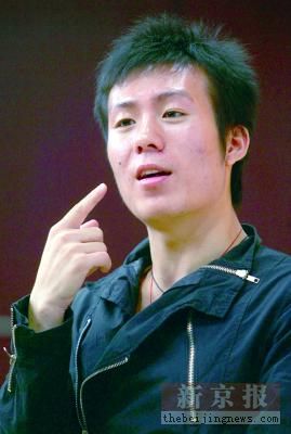 对话网络红人妖妃娘娘:裸照放到网上是种时尚