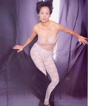 6大美乳女星自爆丰胸秘诀