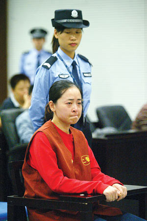 被告雇主魏娟一审获刑15年,她表示将上诉被雇主打伤残的敏敏在法庭上