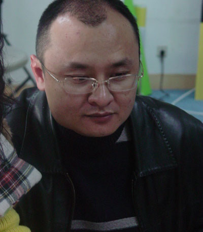 献计献策办公室工作人员潘建中