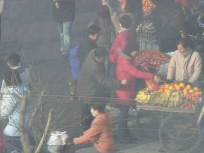 民警侦察盗窃团伙商贩威胁报警勒索窃贼(图)