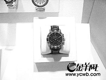 蒙嘉慧购下五万多元情侣表赠情郎