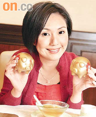 “一山二虎”杨千嬅甘做二奶尊郑秀文为大婆