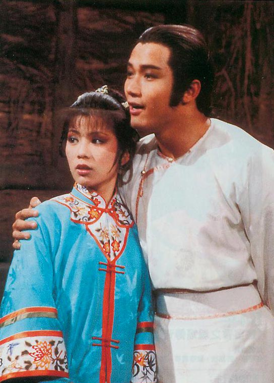 翁美玲诞辰四十八周年 身后谜团理还乱(组图)_