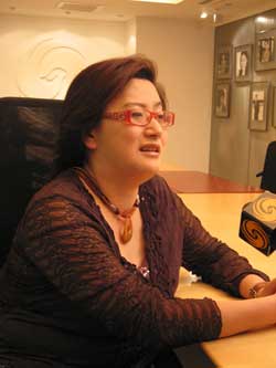 凤凰主播刘海若火车事故案结案:获赔百万英镑