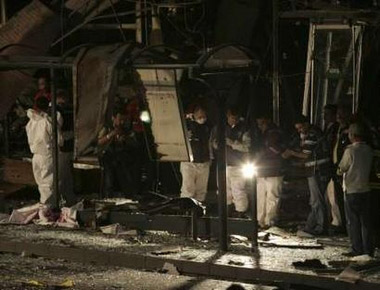土耳其首都发生爆炸5人死亡76人受伤(组图)