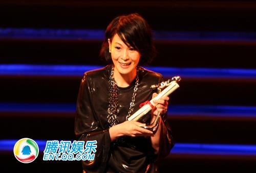 “白玉兰”奖揭晓 孙红雷刘若英称帝封后(图)