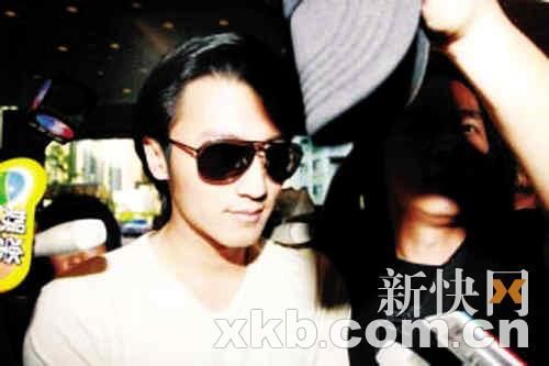 谢家添丁全城尽兴 四哥感动要掉泪拉姑亲自煲汤