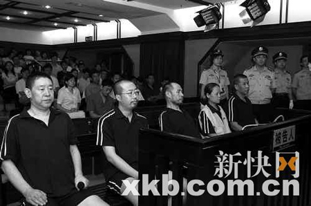 齐二药假药案被告称厂方花10万购买GMP认证