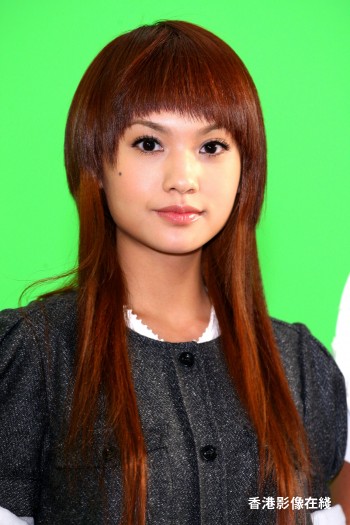 组图: 杨丞琳 谈裸露尺度 和梁朝伟亲热戏抢着上