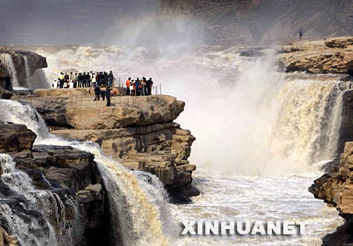11��4�գ��ο��ڻƺӺ����ٲ���������������2007��ƺ������������棬�����ٲ�׳�۾��󲻼������ѽ���11�����ε����������ٲ����ο�ȴ���ﲻ������Ϥ�������ٲ�����2007���ο�����ͻ��30���˴Ρ� 