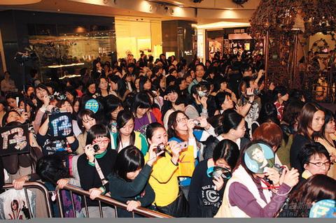 ��ͼ��������μ����Ƶ��񽲹㶫���ֺ�Fans