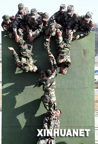 中印陆军反恐训练进入山地战训练阶段(组图)