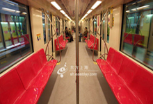 上海地铁6号线试运营 粉红为主色