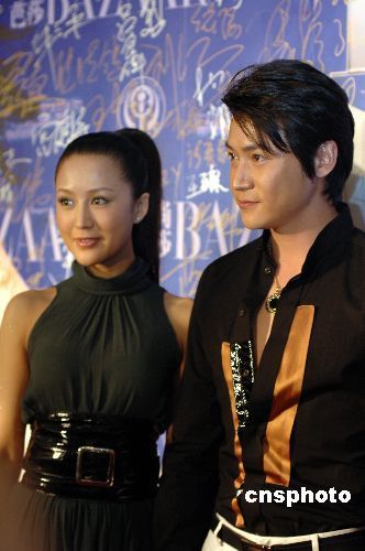 陆毅鲍蕾男耕女织获肯定 芭莎男士夜再秀甜蜜