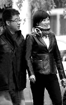 叶蓓男友周立兵身份曝光 高学历高收入高财商