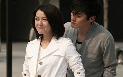 严宽不避嫌 首支mv搭档秘友高圆圆(图)