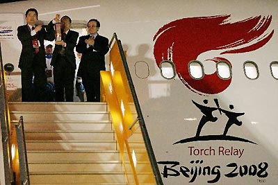 奥运圣火抵达越南胡志明市 60名火炬手将参加传递