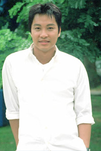 英皇澄清谭耀文召妓传闻霍汶希人格担保证清白