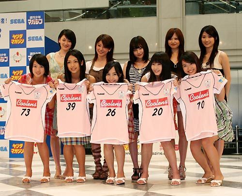 日美少女大赛冠军得主泳装惊艳亮相(组图)_美少女 日本 选美_滚动新闻