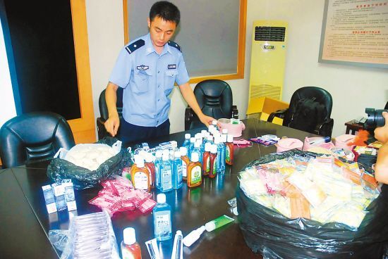 <em>杭州</em>一洗浴中心因卖淫被查 组织严密戒备森严