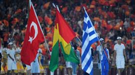 �������˻��Ļʽ �˶�Ա�볡