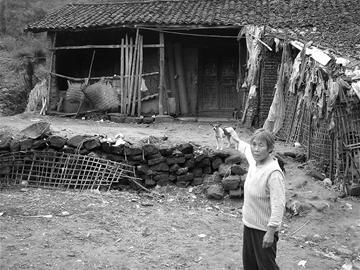 男子殴打流浪乞丐迫其体力劳动 致死两人(图)