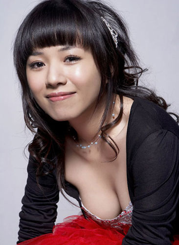美胸明星排行榜_美胸达人:胸部最美华人女星排行榜
