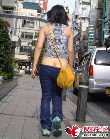 重庆街头流行露股的火辣穿法_<em>美女</em>_滚动新闻