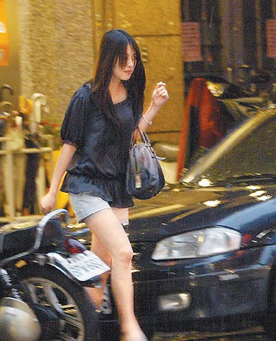 组图吴宗宪与辣妹中秋吃火锅疑似旧爱陈孝萱