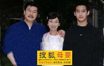 哪些女明星曾连生三个孩子_赵雅芝 女明星