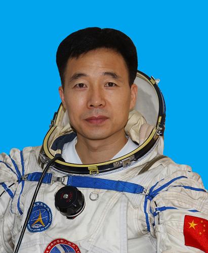 翟志刚刘伯明景海鹏将执行神七载人航天飞行任务