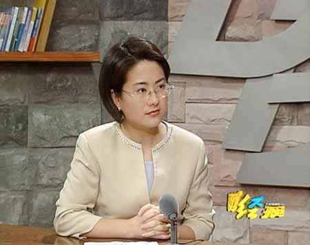 金瑜的本职是上海电视台《第一财经》频道