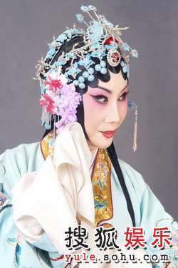 薛亚萍重返京城舞台 京剧名旦再登梅兰芳大剧院