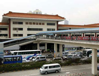 部分香港私家车可24小时过关深圳